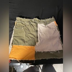 Mini skirt ALERT!!